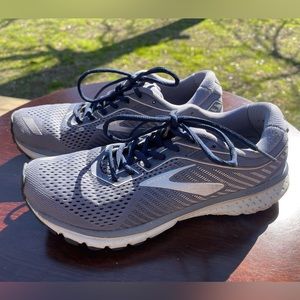 Brooks Ghost 12 Women’s 9.5